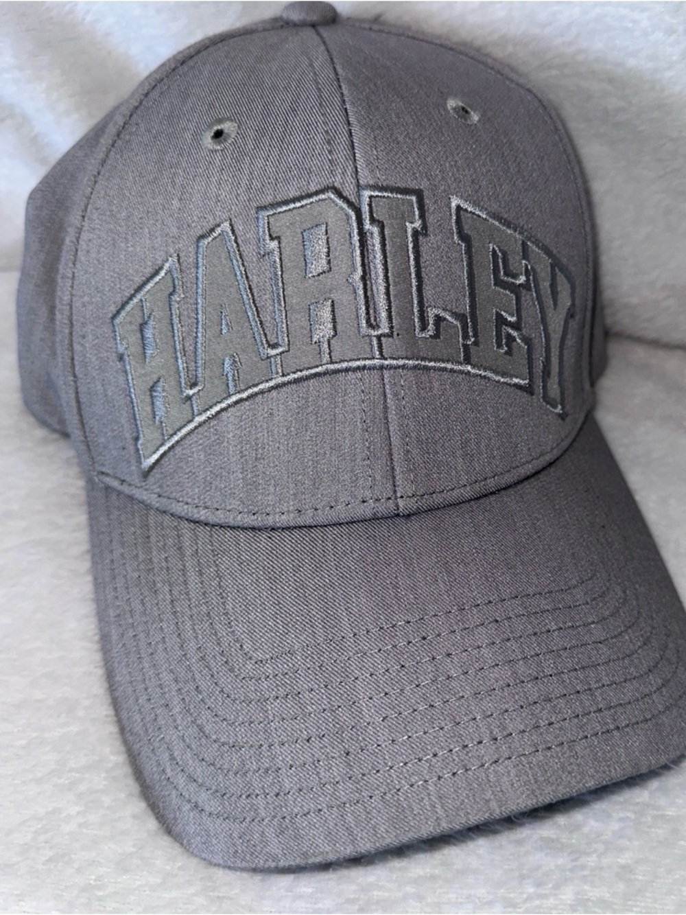Harley-Davidson® Men's Staple Stretch Fit Baseball Cap Heather Gray size small